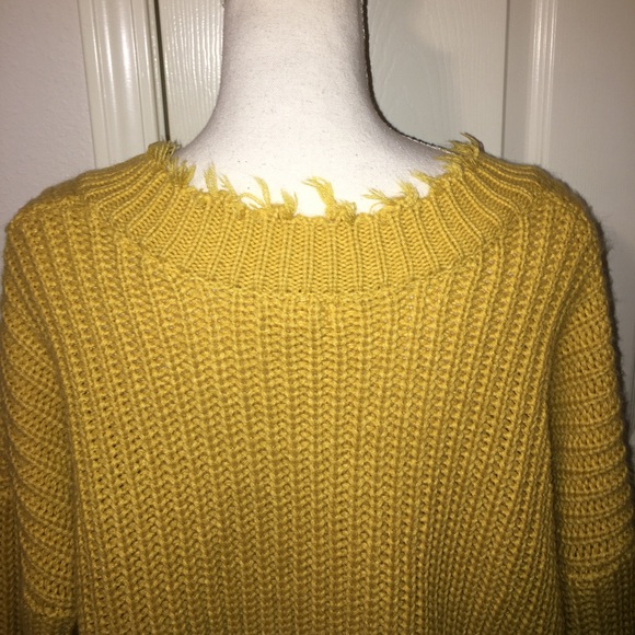 Main Strip Oversized V-Neck Sweater - Picture 6 of 9